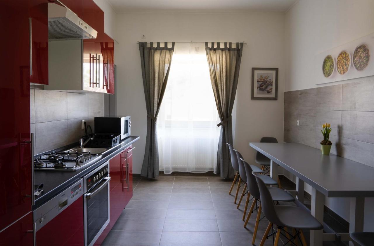 Апартаменты Kunfoglalas Apartmanhaz Kisujszallas